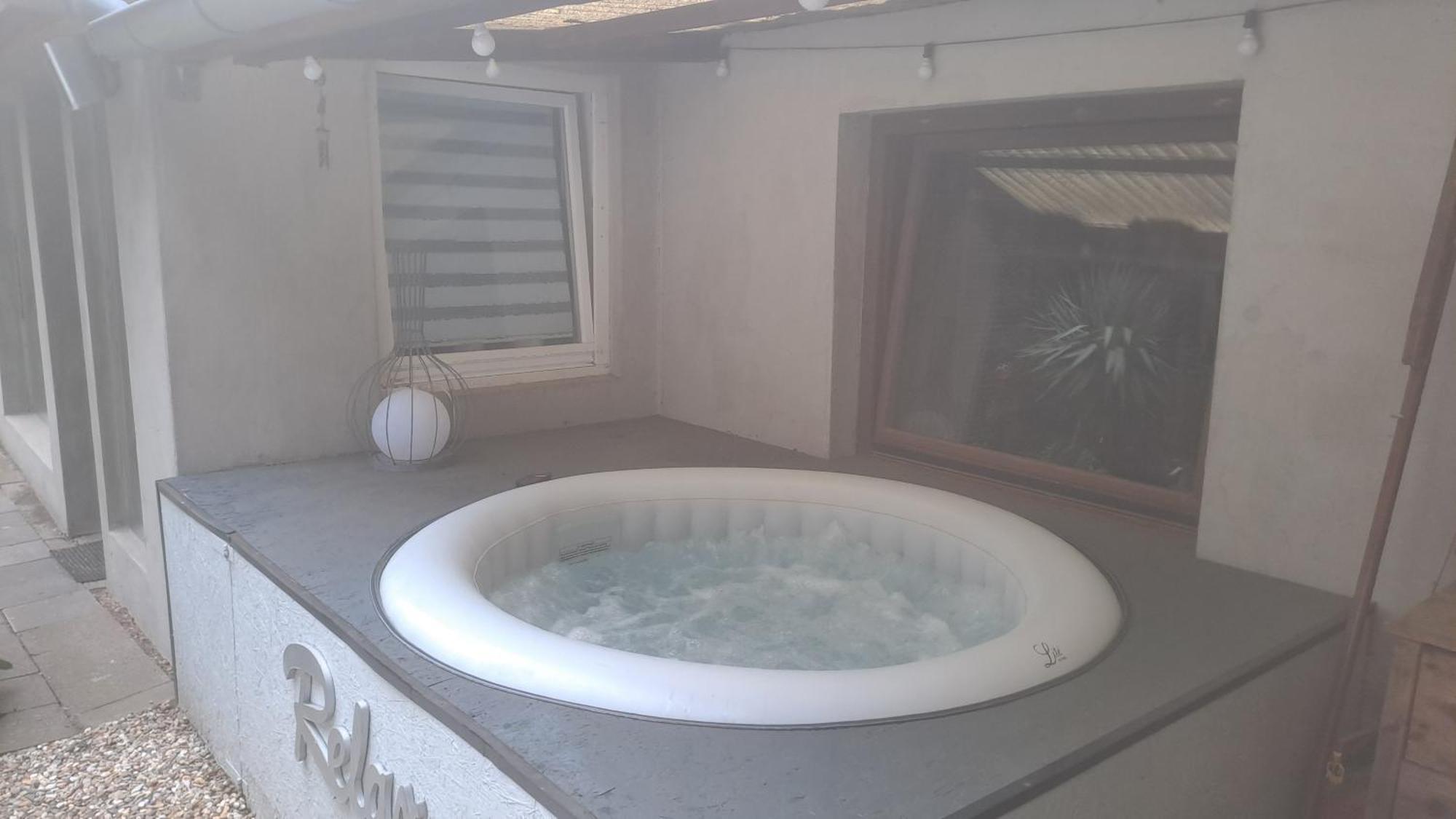 Apartmenthaus Mit Sauna Und Whirlpool Krefeld Exteriér fotografie